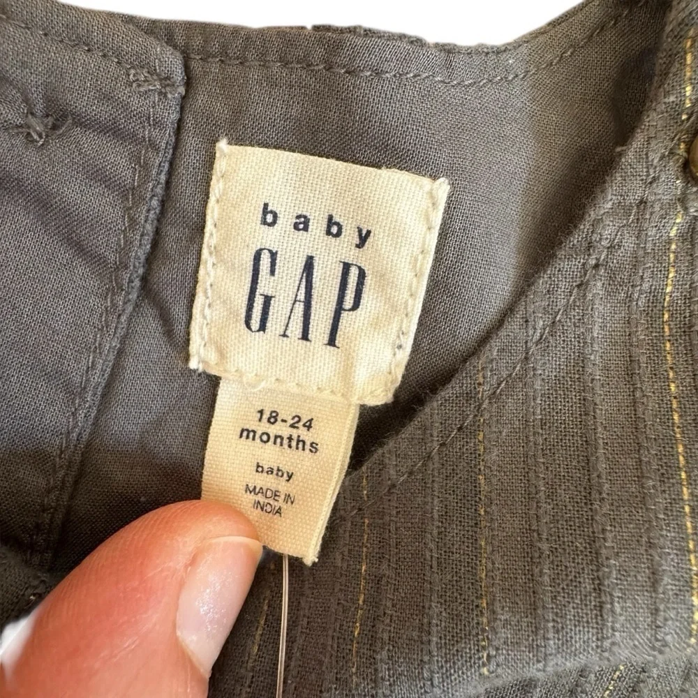 Baby Gap Charcoal Gray Gold Jumpsuit Sleeveless Baby Girls Size 18-24M NWT - Picture 6 of 6